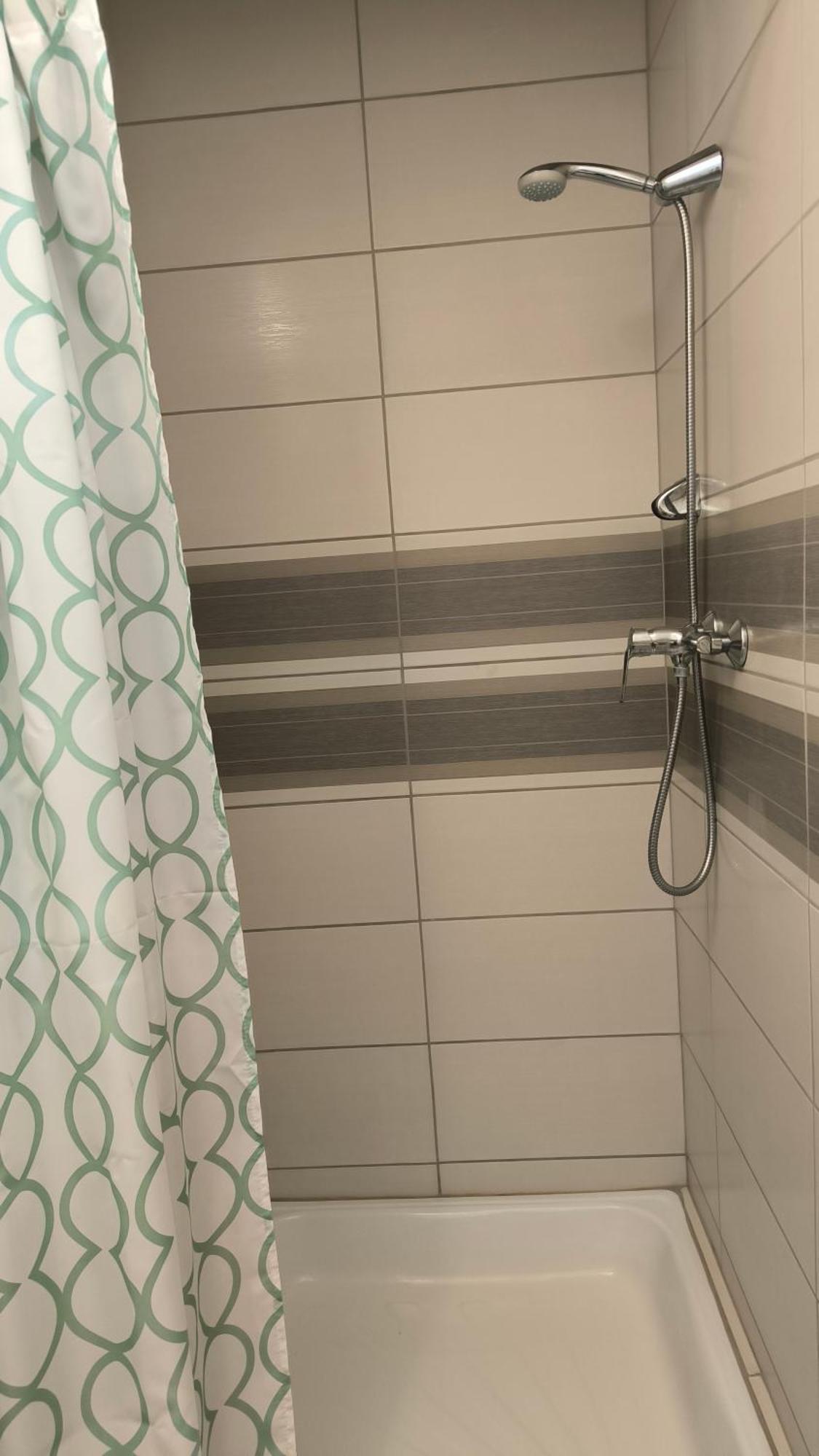 Hotel Oerveny Vendeghaz Tiszafüred Zimmer foto