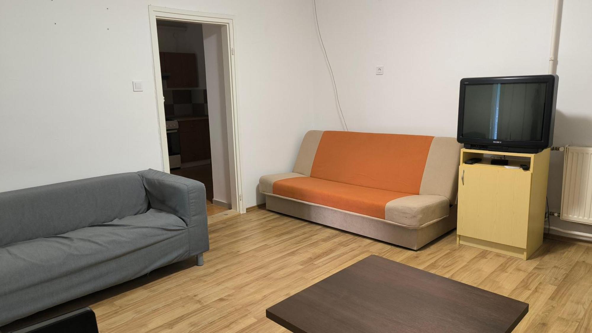 Hotel Oerveny Vendeghaz Tiszafüred Zimmer foto